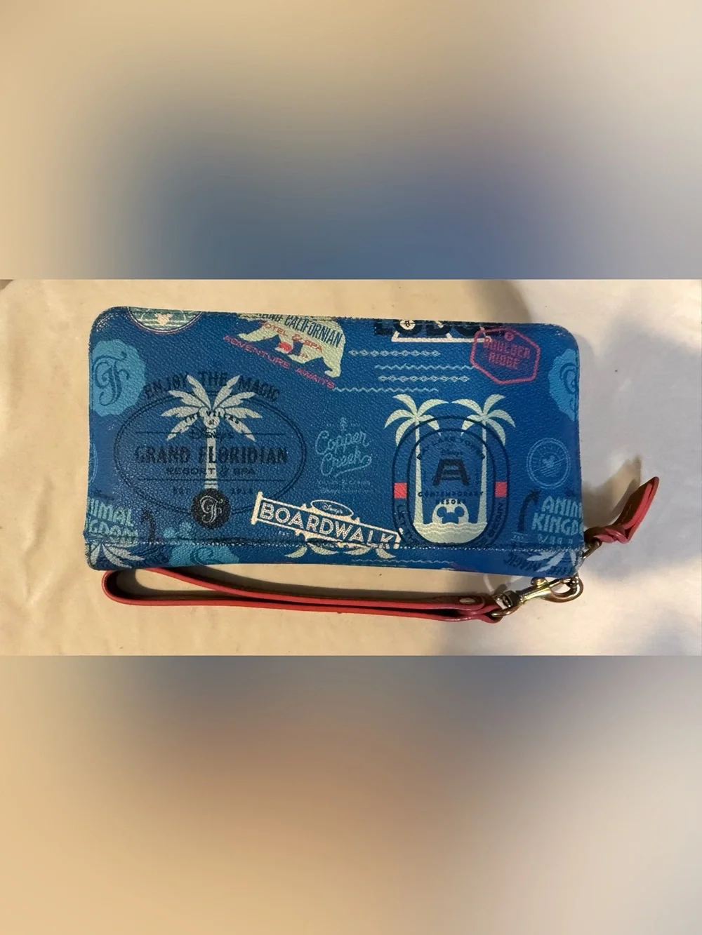 Dooney & Bourke Blue Disney Vacation Club Wristlet with Gold Plaque - Picture 8 of 11